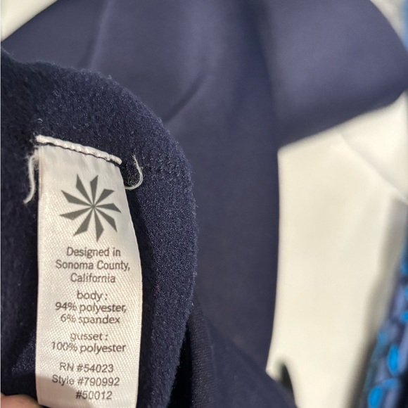 Athleta Flare Pants Size Medium Tall - Picture 9 of 9